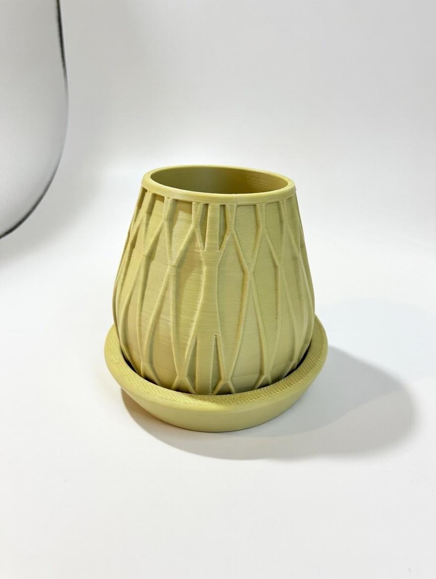 Custom Geometric Planter Pot with Matching Tray – Personalized Modern Desk Decor