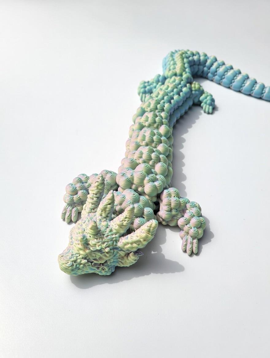 Articulated Bubble Dragon – 3D Printed UV Reactive Pastel Fidget Toy